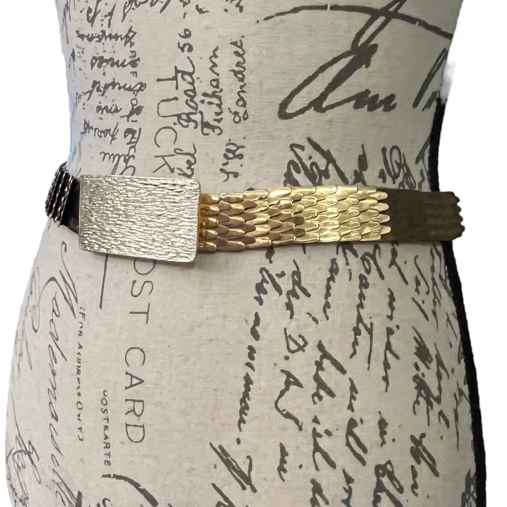 Vintage Women's‎ Gold-Tone Metal Waist Belt Fish Scale 26-39” Preppy Mermaid